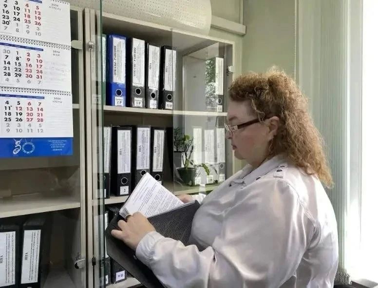Дмитрий Демешин: Сегодня День социального работника – профессиональный праздник людей с чутким сердцем Дмитрий Демешин: Сегодня День социального работника – профессиональный праздник людей с чутким сердцем