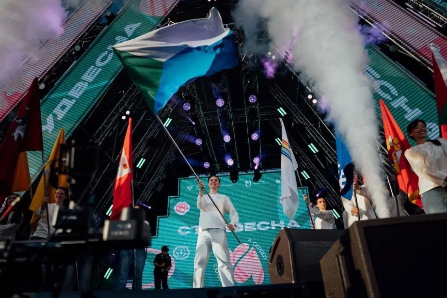 В Хабаровске открылся Всероссийский фестиваль «Российская студенческая весна» В Хабаровске открылся Всероссийский фестиваль «Российская студенческая весна»