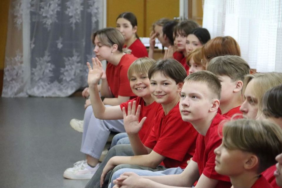 Лето – это та пора для детей, которую они проводят с максимальной пользой Лето – это та пора для детей, которую они проводят с максимальной пользой