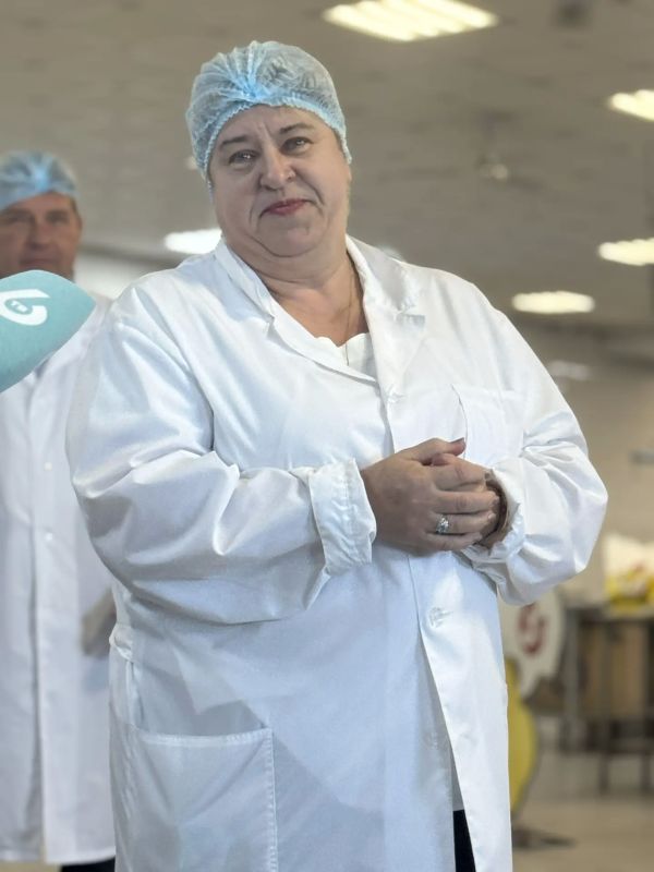 В основе работы коллектива - ориентация на результат, ответственность, взаимовыручка В основе работы коллектива - ориентация на результат, ответственность, взаимовыручка