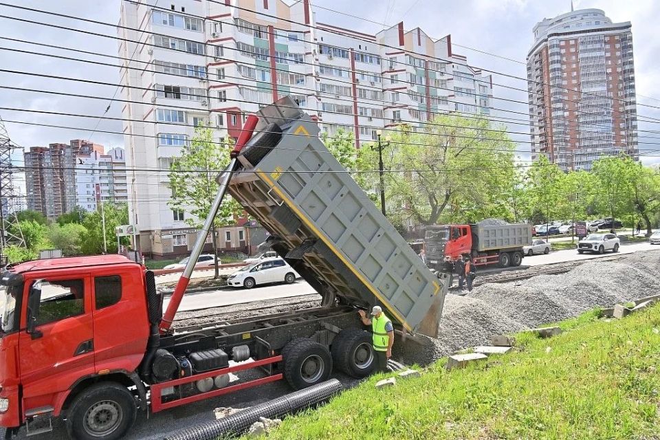 В Хабаровске продолжается масштабная реконструкция улицы Шеронова В Хабаровске продолжается масштабная реконструкция улицы Шеронова