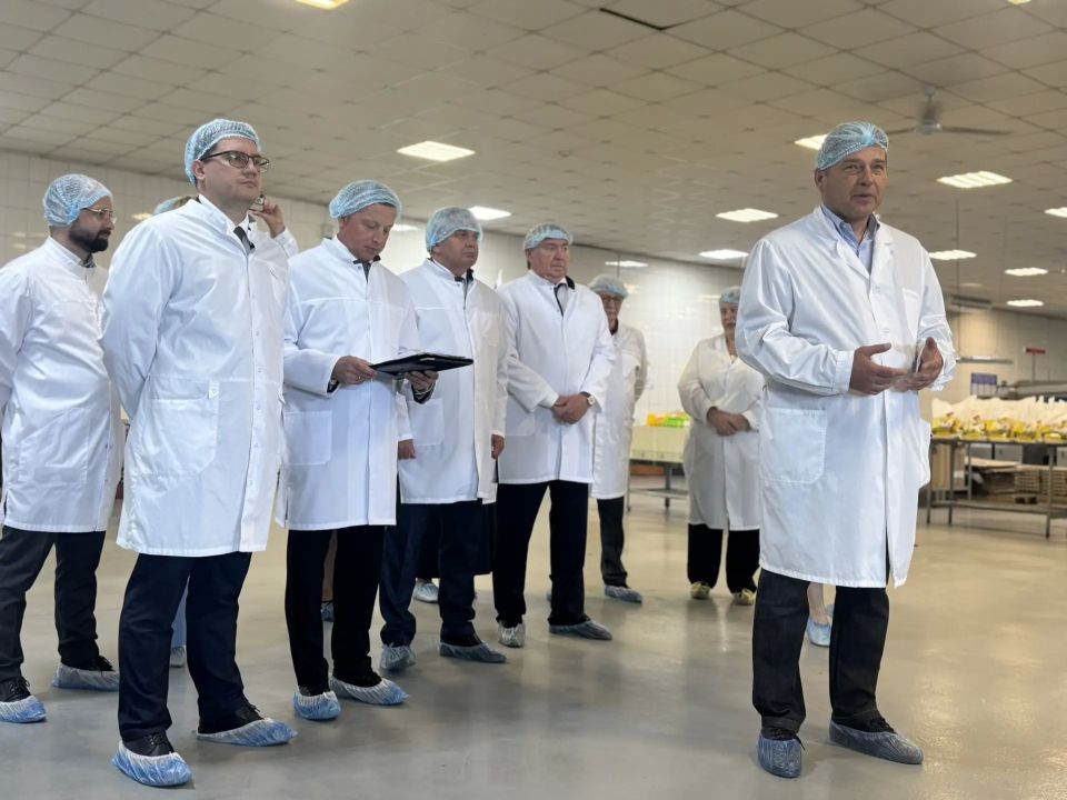 В основе работы коллектива - ориентация на результат, ответственность, взаимовыручка В основе работы коллектива - ориентация на результат, ответственность, взаимовыручка