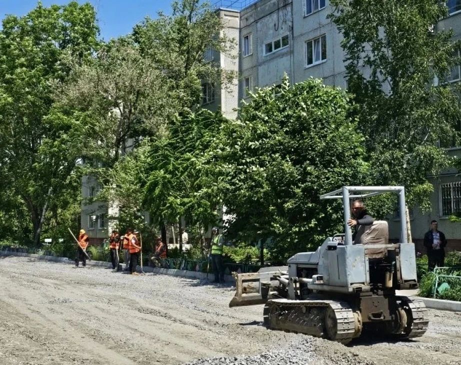 В Хабаровском крае приступили к благоустройству дворовых территорий
