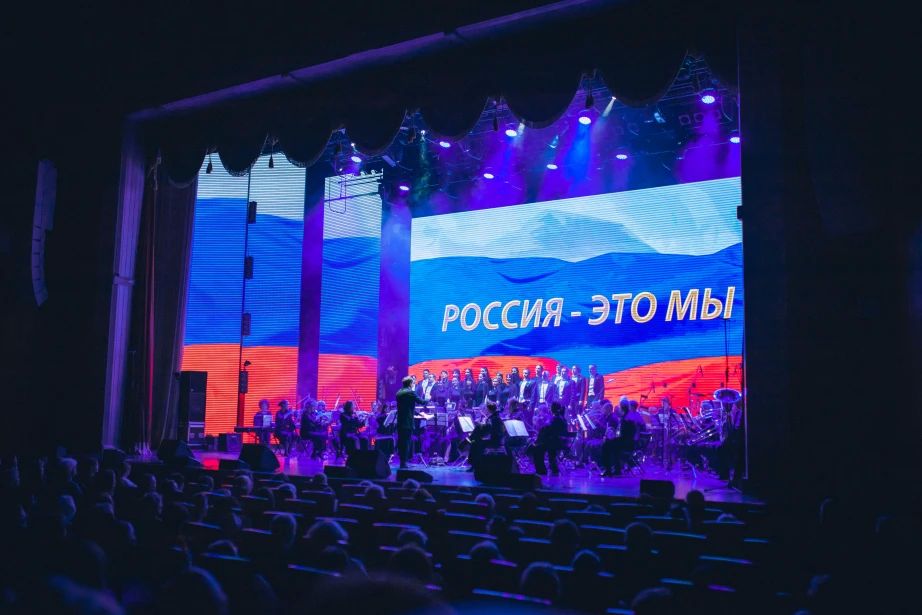 В Хабаровске провели запись для пластинки, посвященной вековому юбилею Хабаровского краевого музыкального театра В Хабаровске провели запись для пластинки, посвященной вековому юбилею Хабаровского краевого музыкального театра