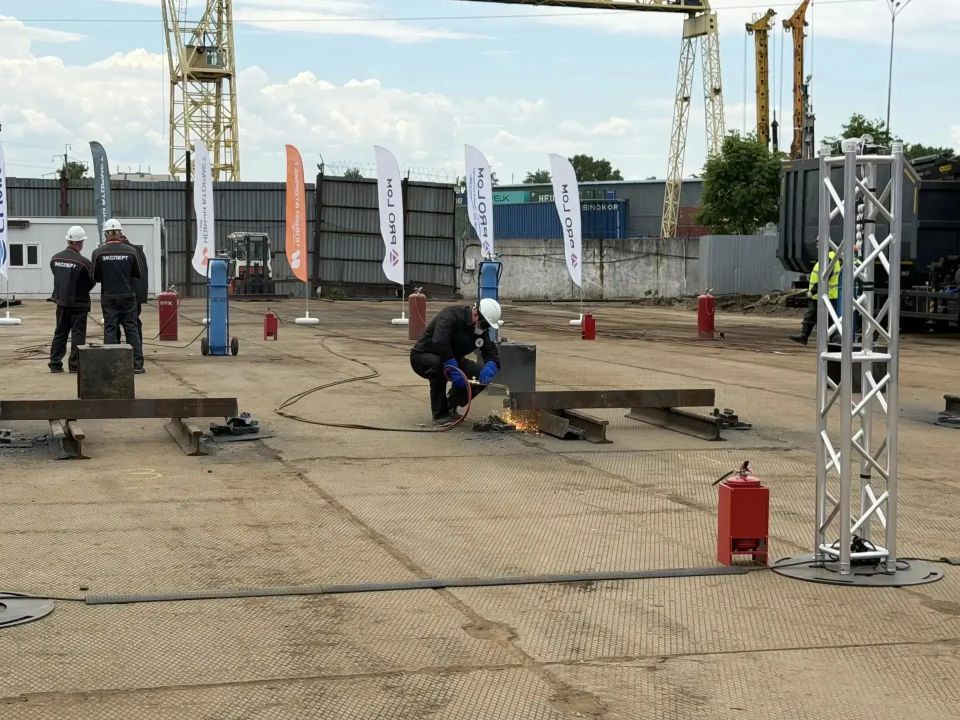 Лучших газорезчиков края выбрали в Хабаровске Лучших газорезчиков края выбрали в Хабаровске