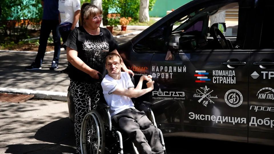 Максим Иванов: людям с инвалидностью нужна не жалость, а возможность жить полной жизнью Максим Иванов: людям с инвалидностью нужна не жалость, а возможность жить полной жизнью