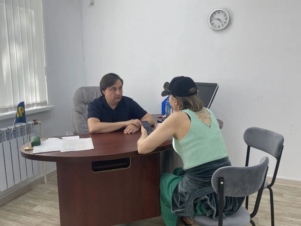 Александр Жорник: В Комсомольске-на-Амуре провёл очередной личный приём граждан, в ходе которого поступил ряд обращений по различным вопросам Александр Жорник: В Комсомольске-на-Амуре провёл очередной личный приём граждан, в ходе которого поступил ряд обращений по различным вопросам