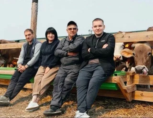 Сегодня исполняется 10 лет со дня основания фермы «Краснореченская», продукцию которой уже хорошо знают и ценят жители края Сегодня исполняется 10 лет со дня основания фермы «Краснореченская», продукцию которой уже хорошо знают и ценят жители края