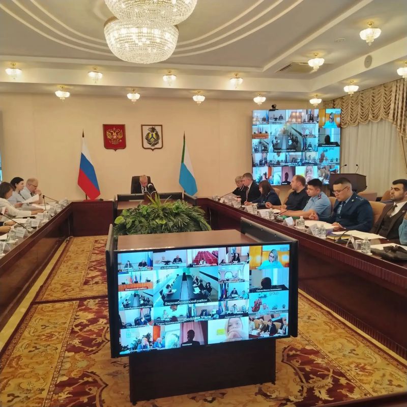 Меры по погашению задолженности по заработной плате обсудили на региональной комиссии Меры по погашению задолженности по заработной плате обсудили на региональной комиссии