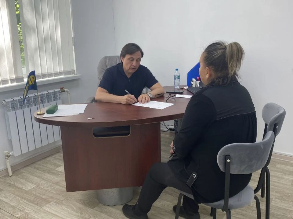 Александр Жорник: В Комсомольске-на-Амуре провёл очередной личный приём граждан, в ходе которого поступил ряд обращений по различным вопросам Александр Жорник: В Комсомольске-на-Амуре провёл очередной личный приём граждан, в ходе которого поступил ряд обращений по различным вопросам