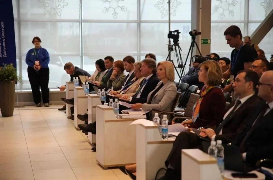Представители Хабаровского края приняли участие в XI Всероссийской конференции «Демографическое развитие Дальнего Востока» Представители Хабаровского края приняли участие в XI Всероссийской конференции «Демографическое развитие Дальнего Востока»