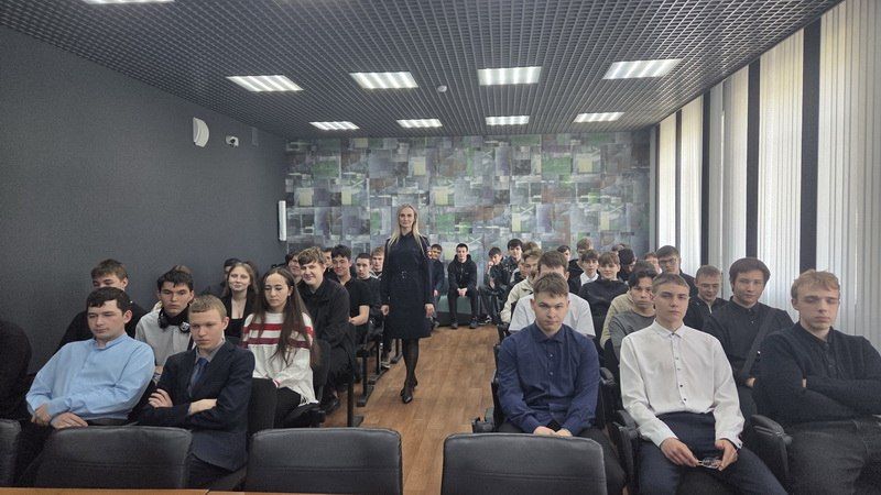В Ванинском районе прошла встреча сотрудников Госавтоинспекции с учащимися колледжа В Ванинском районе прошла встреча сотрудников Госавтоинспекции с учащимися колледжа