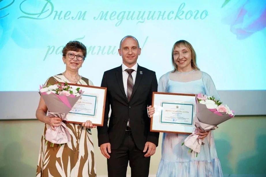 Лучших сотрудников ДВГМУ наградили в преддверии Дня медицинского работника Лучших сотрудников ДВГМУ наградили в преддверии Дня медицинского работника