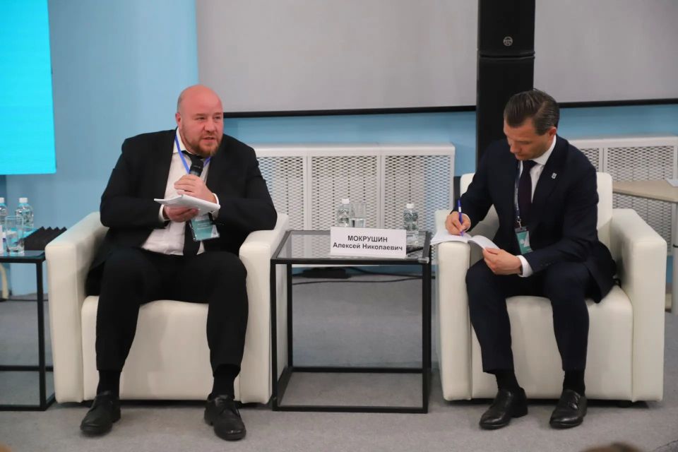 Дмитрий Демешин: Формируем стратегию образования в Хабаровском крае до 2036 года Дмитрий Демешин: Формируем стратегию образования в Хабаровском крае до 2036 года