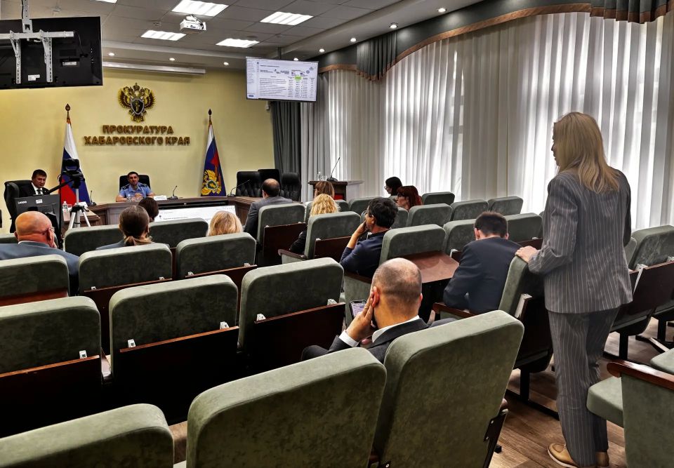 В Хабаровске состоялось заседание Общественного совета по защите прав предпринимателей В Хабаровске состоялось заседание Общественного совета по защите прав предпринимателей