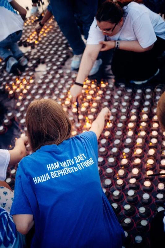Хабаровск зажёг «Огненные картины войны» Хабаровск зажёг «Огненные картины войны»
