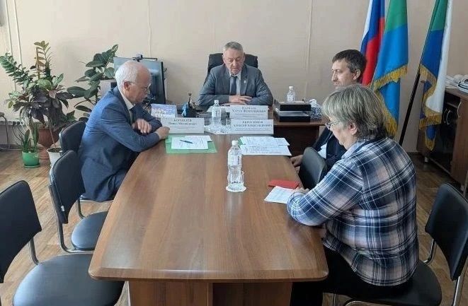 Харун Карчаев посетил Амурск с рабочим визитом Харун Карчаев посетил Амурск с рабочим визитом