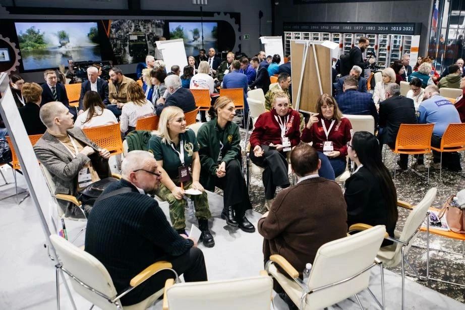 Жителей края приглашают принять участие во Всероссийской премии «Патриоты России» Жителей края приглашают принять участие во Всероссийской премии «Патриоты России»