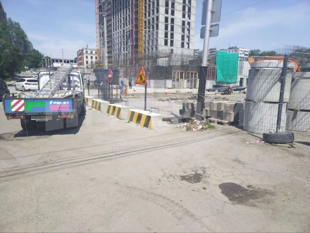 Движение по переулку Трубному в Хабаровске перекрыто на полтора месяца Движение по переулку Трубному в Хабаровске перекрыто на полтора месяца
