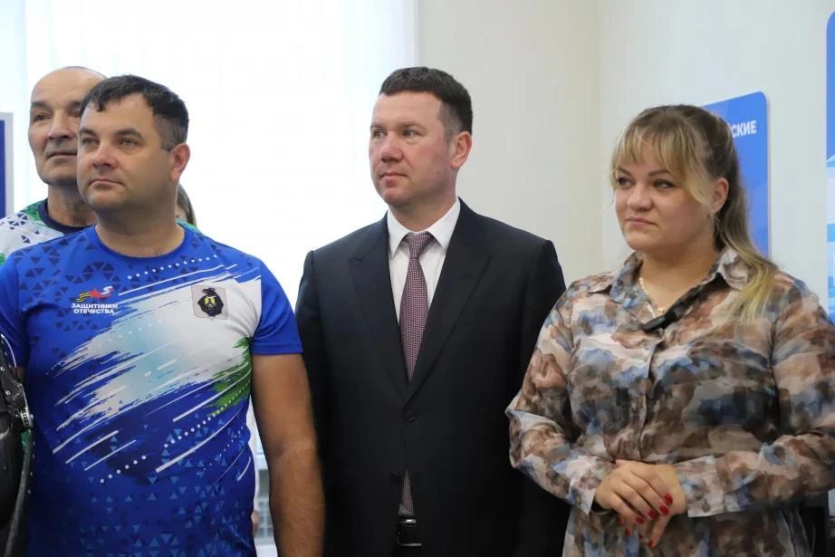 Бойцы и ветераны СВО смогут попробовать себя в разных видах спорта в новом спортивном центре, который открылся в Хабаровске Бойцы и ветераны СВО смогут попробовать себя в разных видах спорта в новом спортивном центре, который открылся в Хабаровске