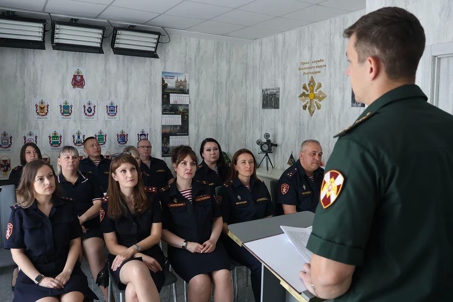 В Хабаровске прошел учебно-методический сбор с начальниками пресс-служб Восточного округа Росгвардии В Хабаровске прошел учебно-методический сбор с начальниками пресс-служб Восточного округа Росгвардии