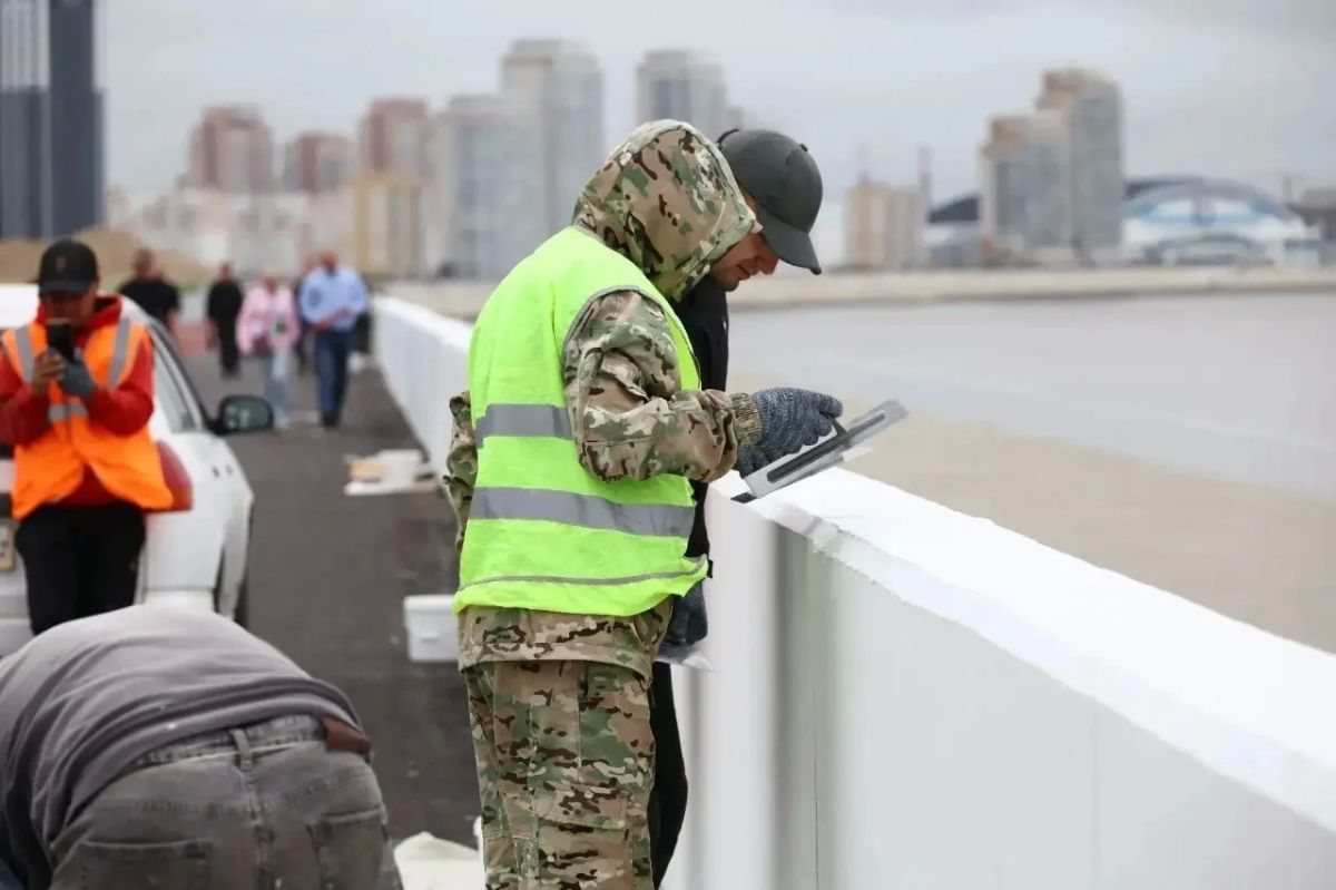 Благоустройство дамбы Южного округа в Хабаровске завершится в сентябре Благоустройство дамбы Южного округа в Хабаровске завершится в сентябре
