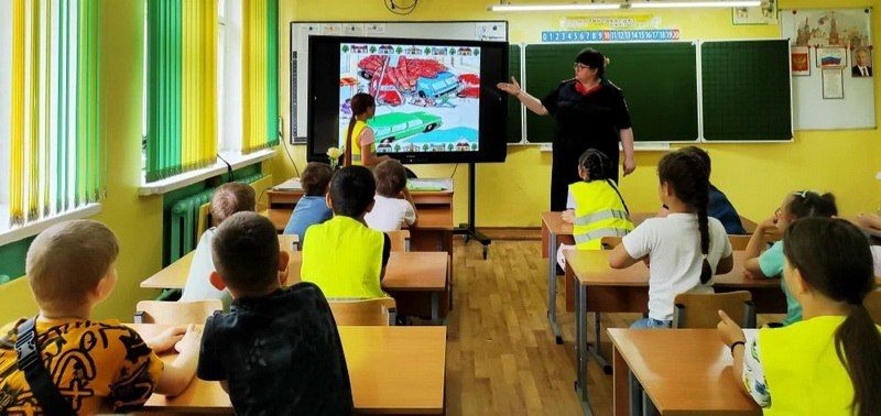 В КомсомольскенаАмуре состоялось профилактическое мероприятие Госавтоинспекции «Дисциплина на дороге — залог безопасности» В КомсомольскенаАмуре состоялось профилактическое мероприятие Госавтоинспекции «Дисциплина на дороге — залог безопасности»