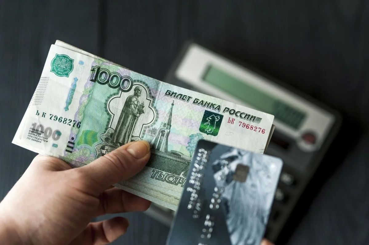 Житель Амурска взял кредит на покойного отца