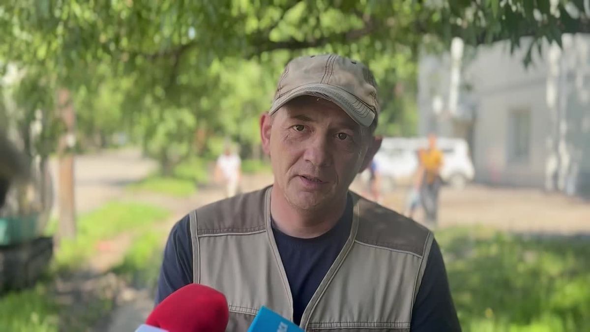 Сергей Кравчук: Специальные бригады продолжают работы по очистке ливневок в городе