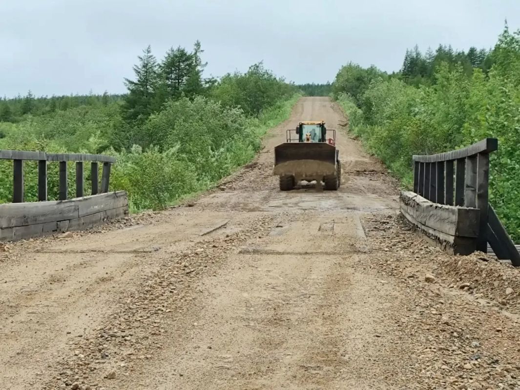 Все службы Хабаровского края продолжают работать в усиленном режиме после прохождения циклона Все службы Хабаровского края продолжают работать в усиленном режиме после прохождения циклона