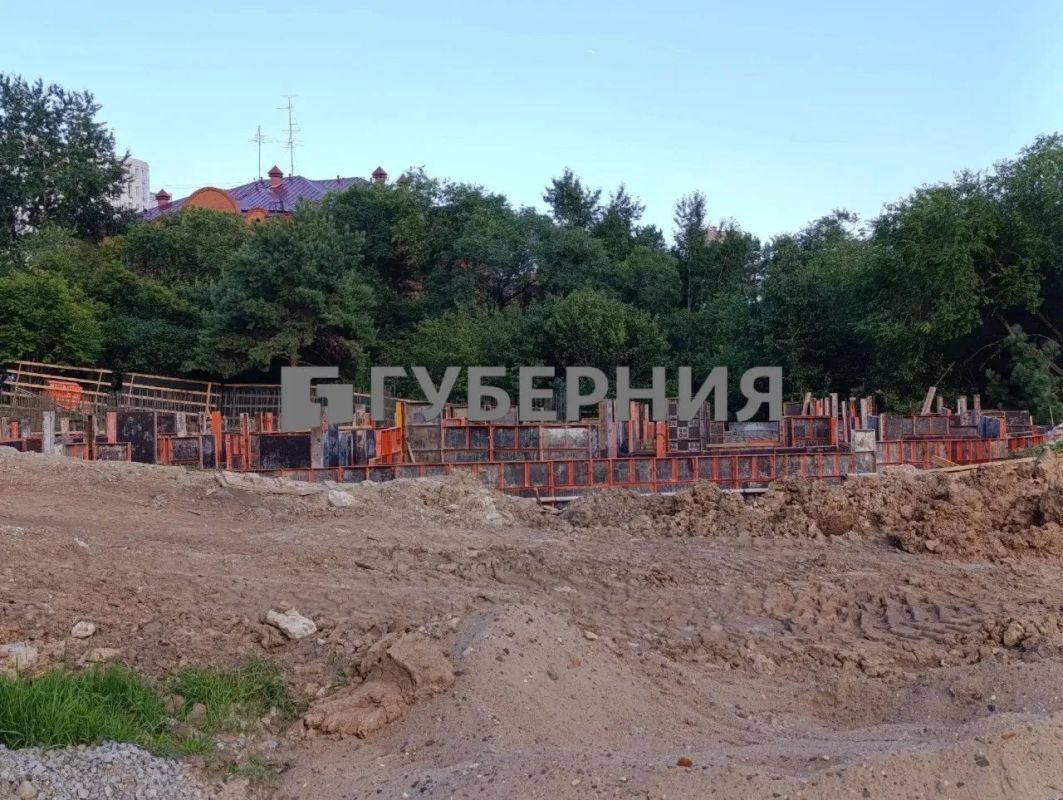 Монумент в честь победы над милитаристской Японией появится в Хабаровске до конца лета Монумент в честь победы над милитаристской Японией появится в Хабаровске до конца лета