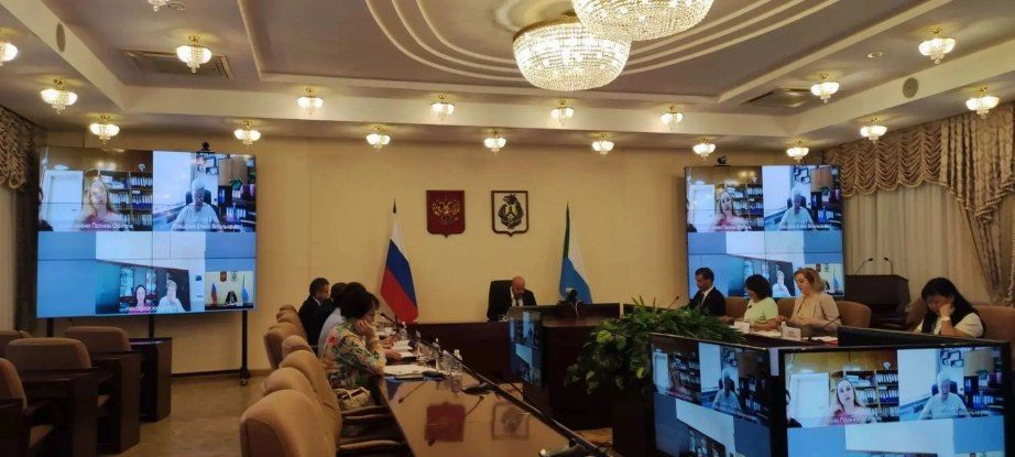Артем Мельников: Защита педагогов - наша главная задача Артем Мельников: Защита педагогов - наша главная задача