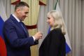 Дмитрий Демешин: Около 145 тысяч жителей работают в сфере торговли и общепита — они помогают обеспечить товарами и продуктами жителей даже самых отдаленных районов Хабаровского края