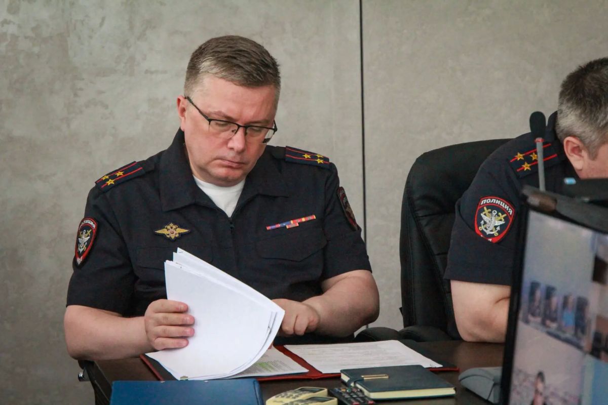 Олег Калинкин принял участие в подведении итогов работы транспортной полиции Дальнего Востока за первое полугодие 2026 года Олег Калинкин принял участие в подведении итогов работы транспортной полиции Дальнего Востока за первое полугодие 2026 года