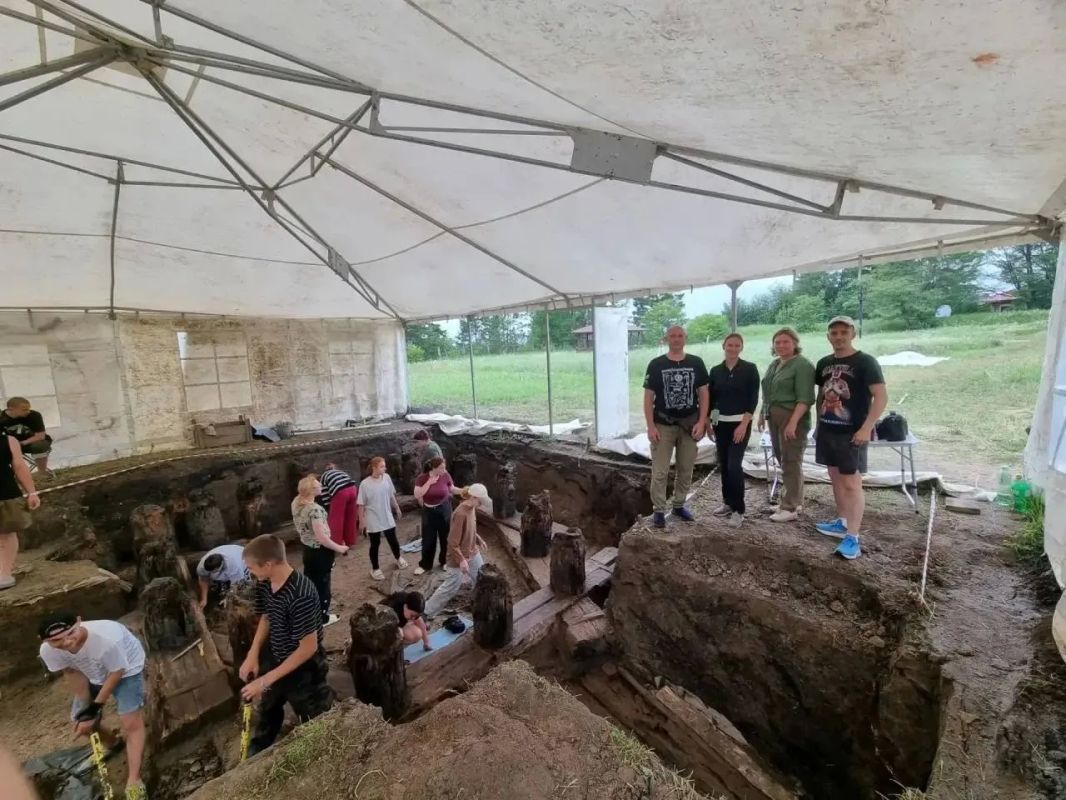 Захоронение священника XIX века нашли в Приамурье Захоронение священника XIX века нашли в Приамурье