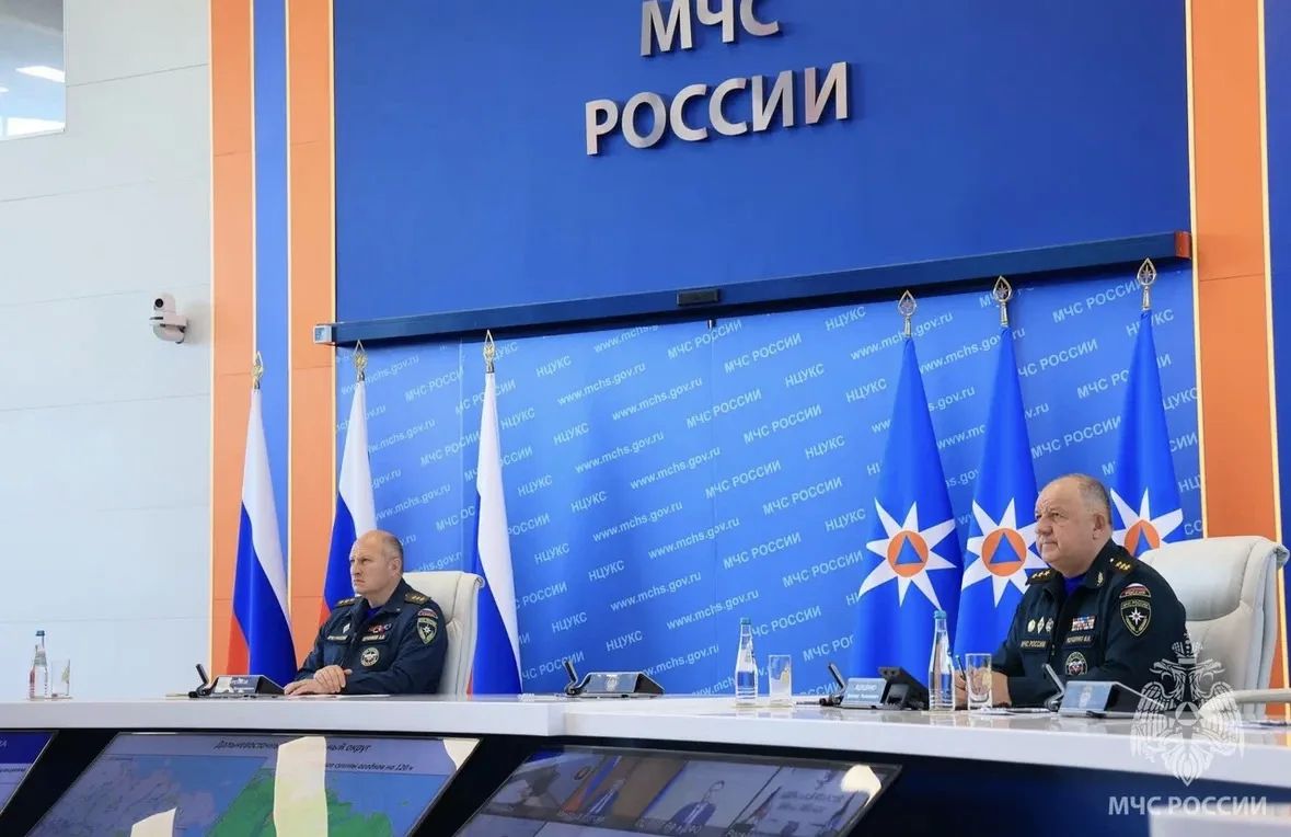МЧС России держит на контроле оперативную обстановку в бассейне реки Амур МЧС России держит на контроле оперативную обстановку в бассейне реки Амур