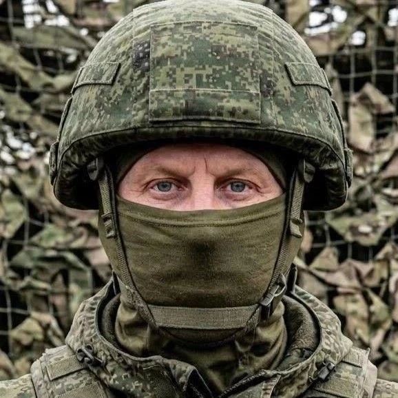 Военнослужащий ВВО из Хабаровского края старший сержант Иван Мохов награждён медалью Жукова