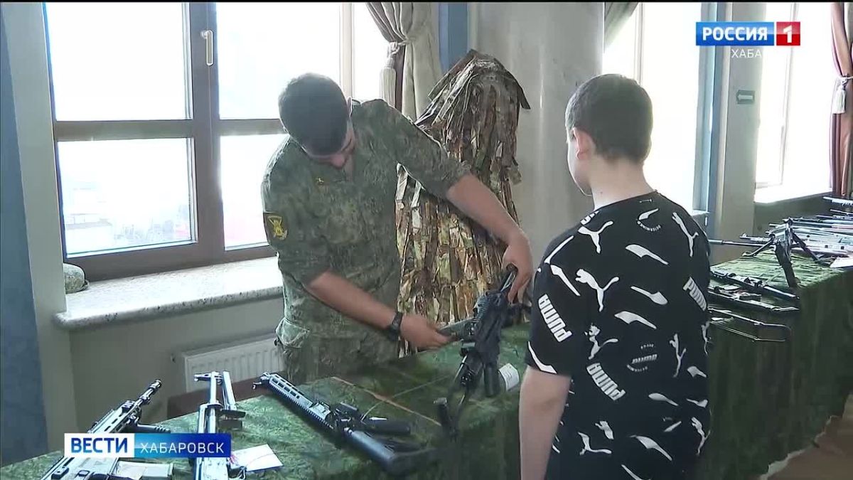 В Доме офицеров состоялось празднование, приуроченное к 108-ой годовщине со дня образования ВВО
