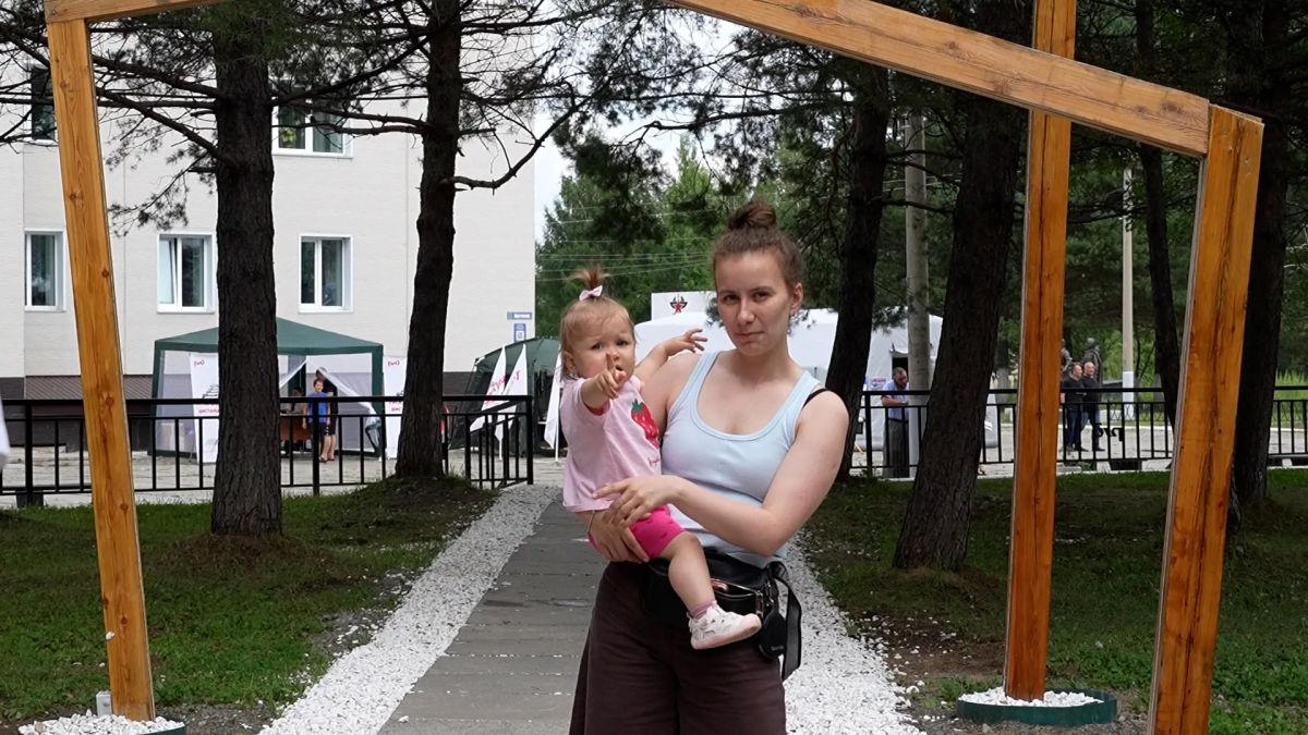 Максим Иванов: «Сквер, который люди построили сами, обязательно будем развивать» Максим Иванов: «Сквер, который люди построили сами, обязательно будем развивать»