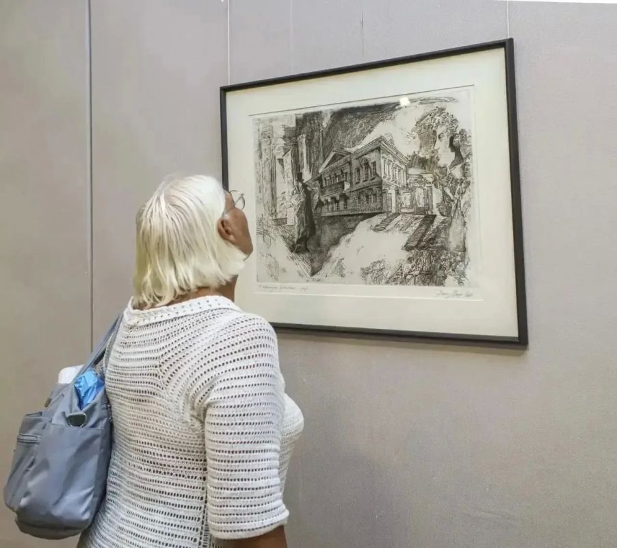 Выставка «Мир русской усадьбы» из музея-заповедника «Коломенское» (Москва) открылась в Дальневосточном художественном музее (0+) Выставка «Мир русской усадьбы» из музея-заповедника «Коломенское» (Москва) открылась в Дальневосточном художественном музее (0+)