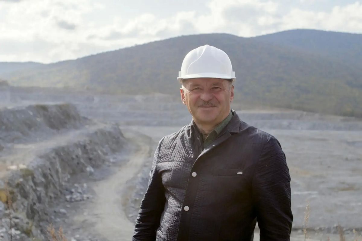 Дмитрий Демешин: 46,5 тысяч человек трудится в строительной отрасли Хабаровского края Дмитрий Демешин: 46,5 тысяч человек трудится в строительной отрасли Хабаровского края