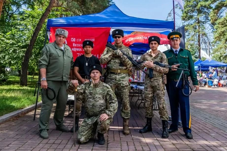 Международный фестиваль объединил представителей разных народов в Хабаровске Международный фестиваль объединил представителей разных народов в Хабаровске