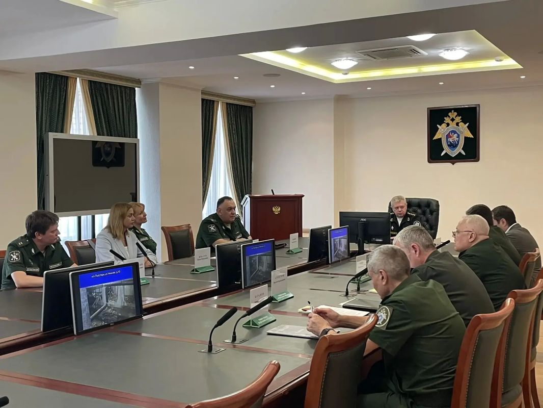 В ГВСУ СК России рассмотрели вопросы улучшения жилищных условий военнослужащих и членов их семей В ГВСУ СК России рассмотрели вопросы улучшения жилищных условий военнослужащих и членов их семей