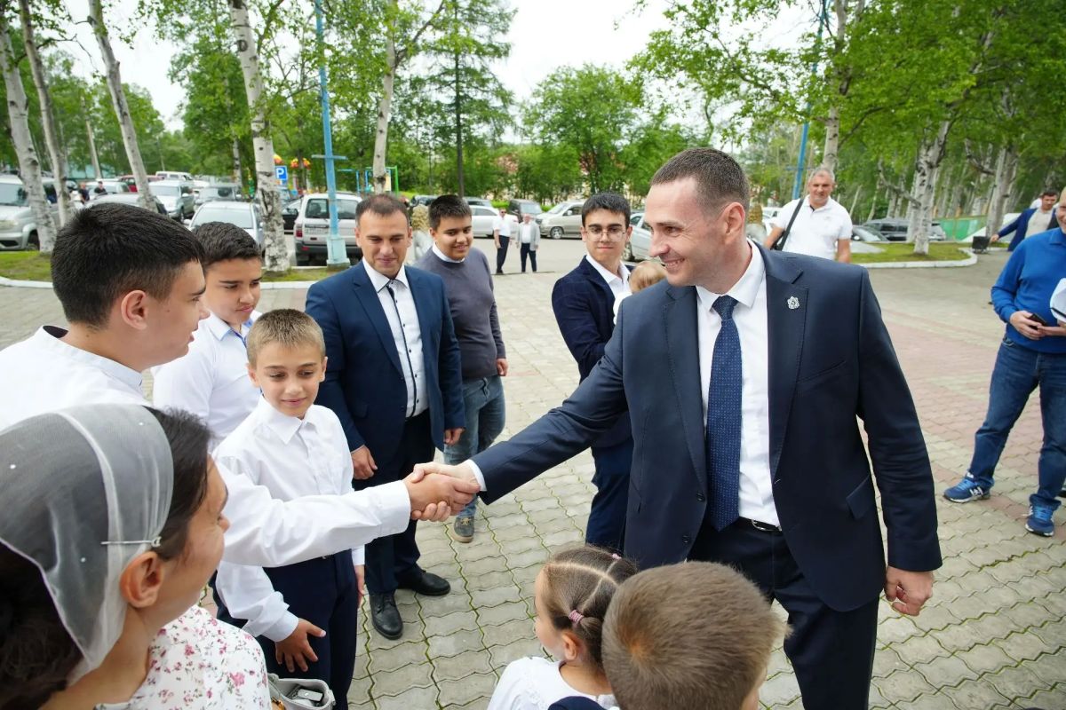 Дмитрий Демешин: Уже 164 мамы Хабаровского края получили дополнительную выплату в 300 тысяч рублей за рождение пятого и последующих детей Дмитрий Демешин: Уже 164 мамы Хабаровского края получили дополнительную выплату в 300 тысяч рублей за рождение пятого и последующих детей