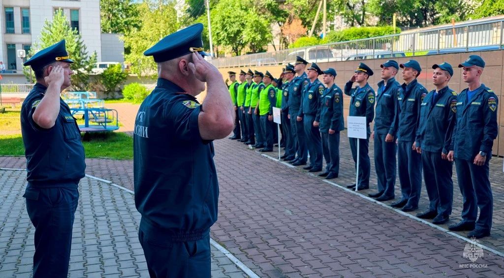 Ввысь ради спасения. В Хабаровске прошли краевые соревнования по скоростному подъему «Вертикаль - Хабаровск 27» Ввысь ради спасения. В Хабаровске прошли краевые соревнования по скоростному подъему «Вертикаль - Хабаровск 27»