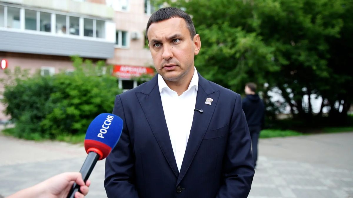 Максим Иванов: «Поддержка Николая Валуева подтверждает: «Муралы Победы» – нужная история» Максим Иванов: «Поддержка Николая Валуева подтверждает: «Муралы Победы» – нужная история»