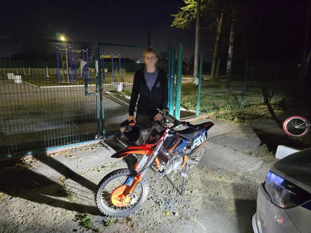 Сотрудники Госавтоинспекции Ванинского района за минувшие сутки задержали двух несовершеннолетних «лихачей» на питбайках Сотрудники Госавтоинспекции Ванинского района за минувшие сутки задержали двух несовершеннолетних «лихачей» на питбайках