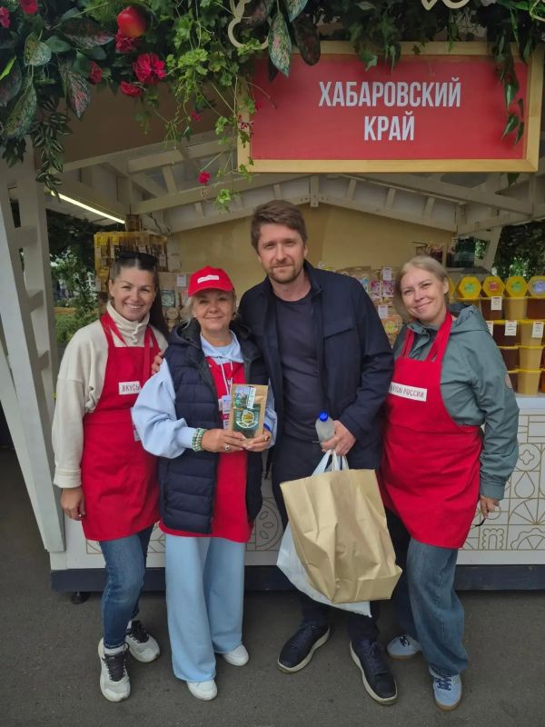 Всероссийский фестиваль «Вкусы России» на ВДНХ собрал лучших производителей страны Всероссийский фестиваль «Вкусы России» на ВДНХ собрал лучших производителей страны