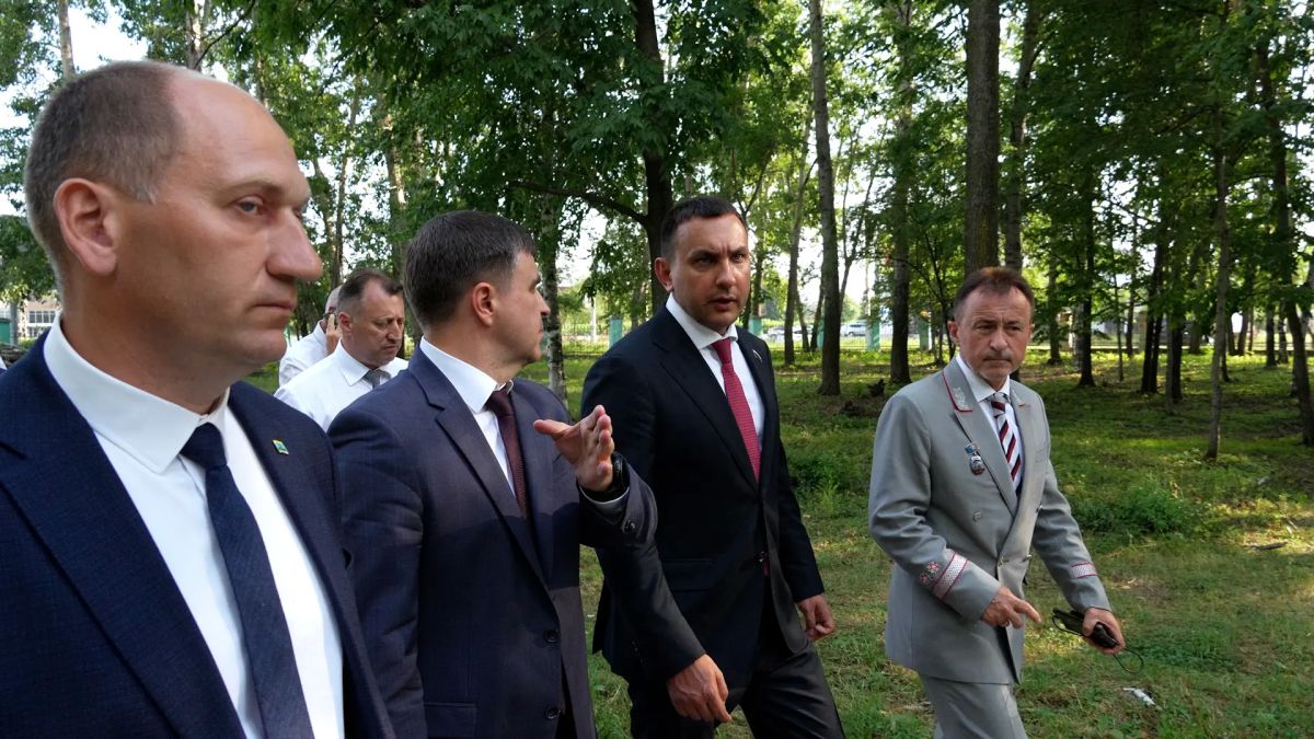 Максим Иванов: «Парк Железнодорожников будем готовить к участию в федеральной программе» Максим Иванов: «Парк Железнодорожников будем готовить к участию в федеральной программе»