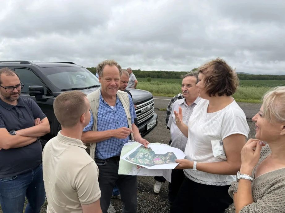 В три раза больше молока смогут производить в Хабаровском крае благодаря совместному проекту с группой компаний «ЭкоНива» В три раза больше молока смогут производить в Хабаровском крае благодаря совместному проекту с группой компаний «ЭкоНива»